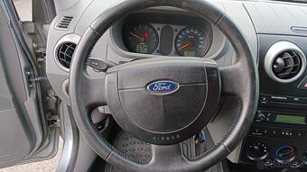 Ford Fusion 1.6 I - 11