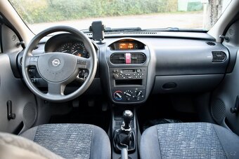 Opel Corsa C 1.0i 12V 2001 43 kW benzín - 11