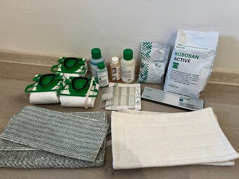 Vorwerk VK200 s bohatým příslušenstvím - 11