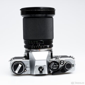 Olympus OM-10 a objektiv 28-105mm - 11