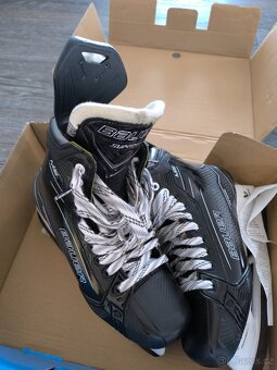Bauer Supreme M 50 pro velikost 45 - 11