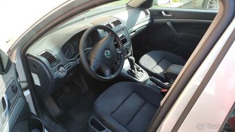 Škoda Octavia 2 (REZERVACE) - 11