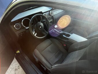 Mustang 4.0 V6 perfektní stav - 11