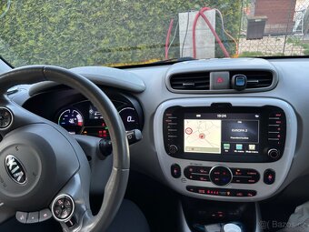 Kia e-soul - 11