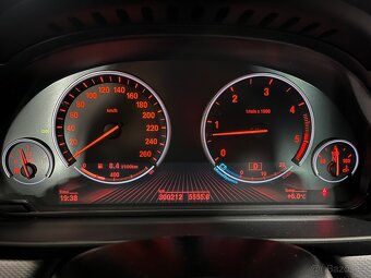 BMW F11 xDrive M-packet - 11