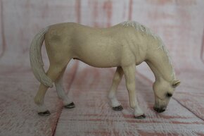 Figurky koní Schleich XI - 11