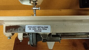 Socialistický šicí stroj Łucznik 414 - 11
