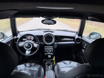 Mini Cooper R56 1.6i 88KW, velká výbava, 2009, 147.339KM - 11