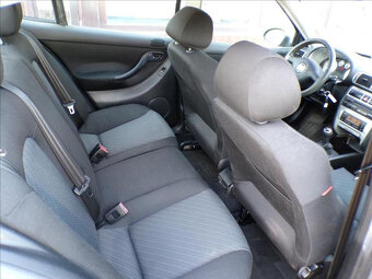 Seat Leon 1,6 MPI DIGI.KLIMA - 11