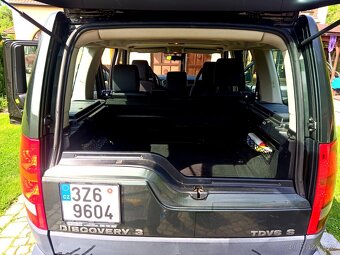 Land Rover - 11