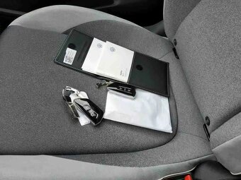 VW iD.3 Pro Busines 107kw/matrix/tepelko/keyless/kamera/temp - 11