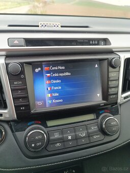 Toyota RAV4 hybrid 145kW - 11