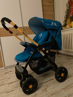 Sportovni kočarek s přehazovací rukojeti - 11