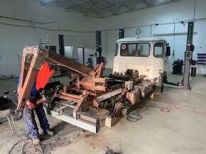 AVIA 31 kontejner - 11