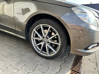 Mercedes Benz E350 CDI 4matic - 11