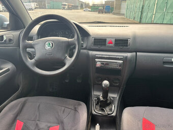Škoda Octavia 1.6MPI - 11
