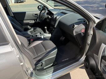 Nissan Qashqai 2,0i Tekna benzín 104kw - 11