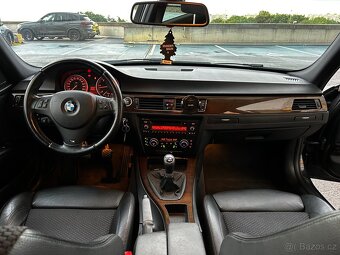 Bmw e90 330xd 180 kw 3.0 diesel rok 2010 - 11