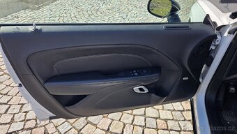 Dodge Challenger 5,7 R/T HEMI r.v. 2019 najeto 34 tkm - 11