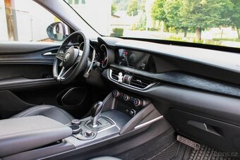 Alfa Romeo Stelvio 2.2 JTD AWD A/T - 11