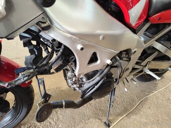 Yamaha R1 2000 zadřený motor - 11