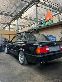 BMW e30 coupe - 11