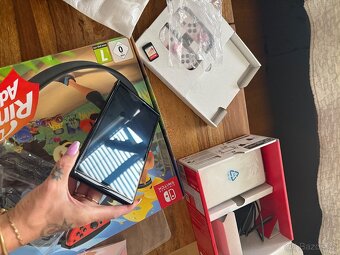 Nintendo Switch OLED 2023 - 11