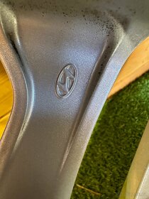 HYUNDAI TUCSON - 5x114,3 - ORIGINÁLNÍ LETNÍ SADA - 11