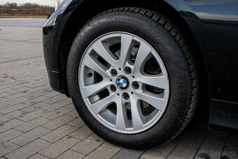 BMW Rad 3 Touring 318 i 129k - 11