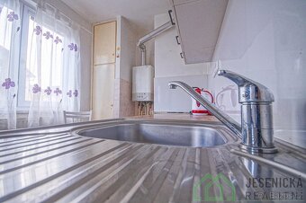 Pronájem bytové jednotky 3+1 ve městě Javorník - 11