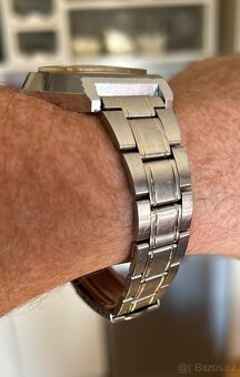 Mechanické hodinky Raketa TV - 11
