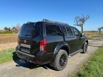 Nissan Pathfinder 2.5 dCi Individual Aut. 140kw - 11