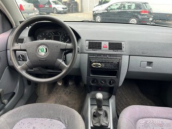 ŠKODA FABIA  1,4 i  16 v  55 Kw - 11