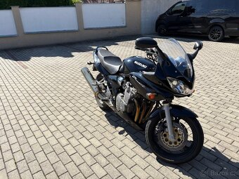 Suzuki Bandit 600 - 11