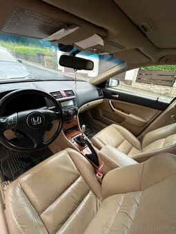 Honda Accord 7g 2.2D Tourer - 11