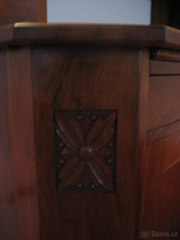 Secesní buffe, možné rozdělit jako komodu - 11