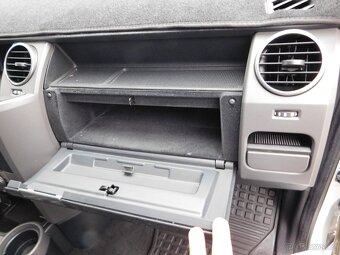 Land Rover Discavery 3 2,7 TDV6, NA PRUŽINÁCH,,,TAŽNÝ - 11