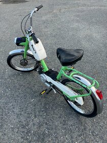 Benelli moped - 11