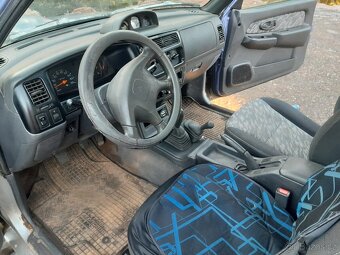 Mitsubishi L200 - 11
