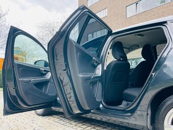 Volvo V60 2.0D 5VÁLEC AUTOMAT LED FACE SENZORY SERVISKA - 11