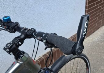 Dámské krosové kolo MERIDA Crossway 100 Shiny Dark Silver - 11