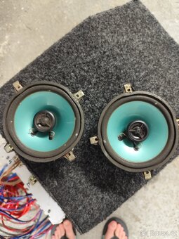 Subwoofer, zesilovače, repro - 11