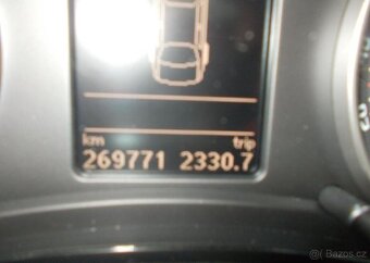 Škoda Octavia 1,6TDI nafta manuál 77 kw - 11