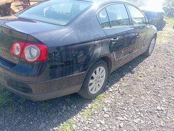 Náhradní díly na VW Passat B6 - 11