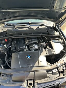 BMW E90 318i automat - 11