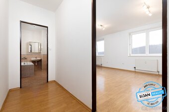 Pronájem bytu 1+kk, 37 m2 - Hradec nad Moravicí, ev.č. 00576 - 11