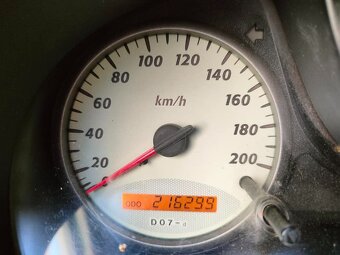 Prodej Toyota RAV4 2.0D-4D 4x4, r. 2003, tažné ORIS. - 11