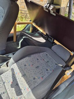 Spací vestavba Fabia I - 11