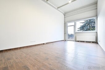 Pronájem reprezentativních prostor - výroba, sklad 1010 m2 - 11