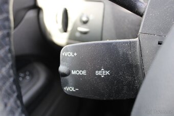 Ford Focus 1,6i 85KW, KLIMA, STK 9/2025, r.v. 2005 - 11